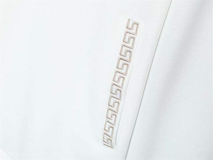 Picture of Versace Sweater Suits _SKUVersaceM-3XL12yn2142739